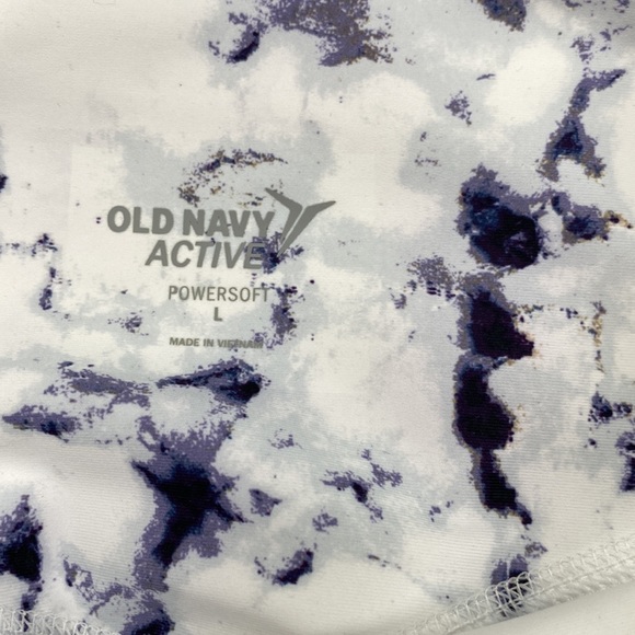 Old Navy high rise crop go-dry size L beautiful marble print - Picture 2 of 6